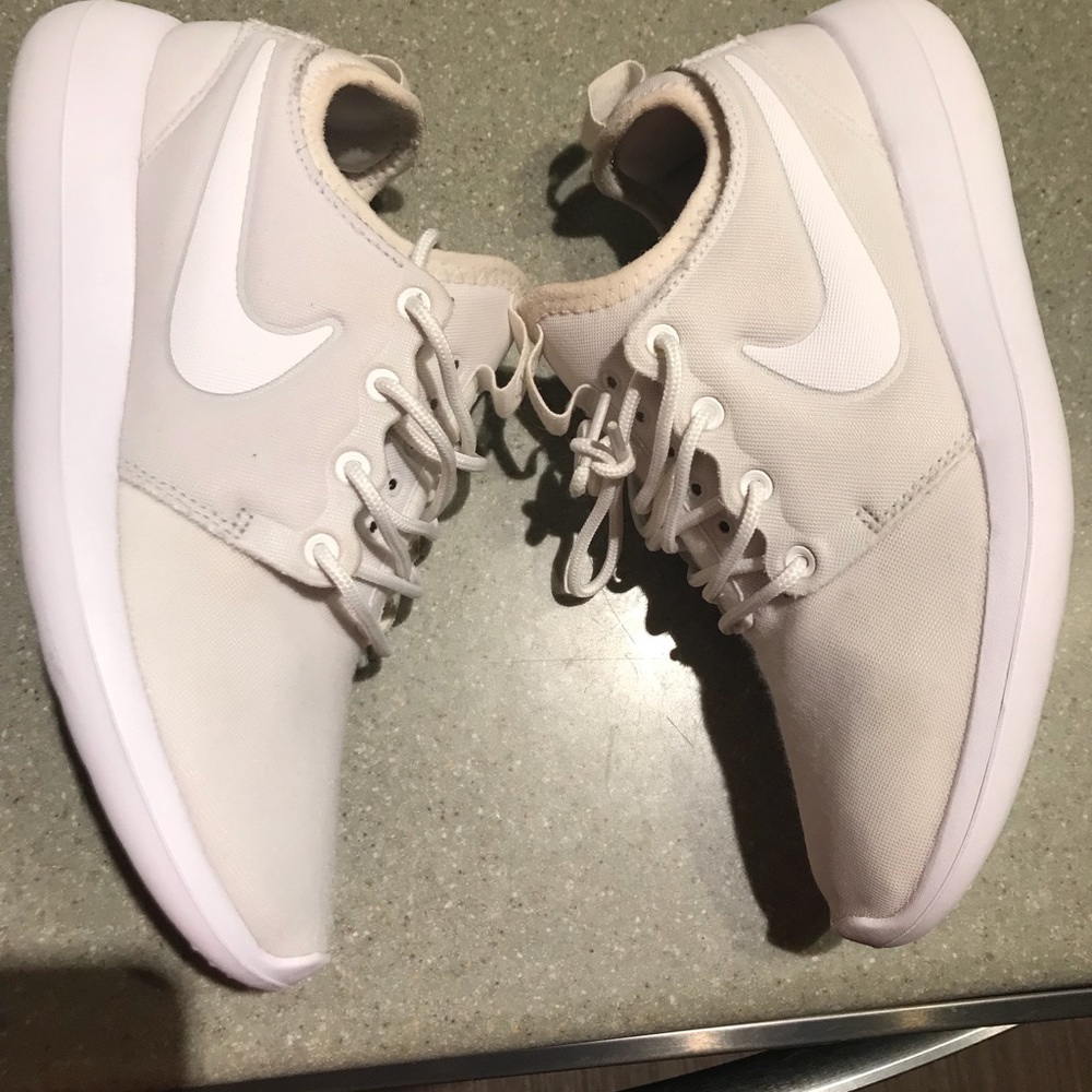 Nike Rosie 2